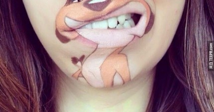 迪士尼角色畫在嘴巴上